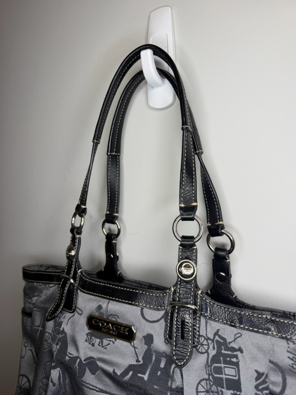 Vintage Coach Horse & Carriage Print Tote Gray Black Canvas Shoulder Bag - Picture 4 of 9